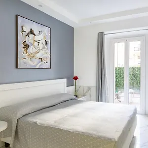 2* Gasthuis Little Aurelius